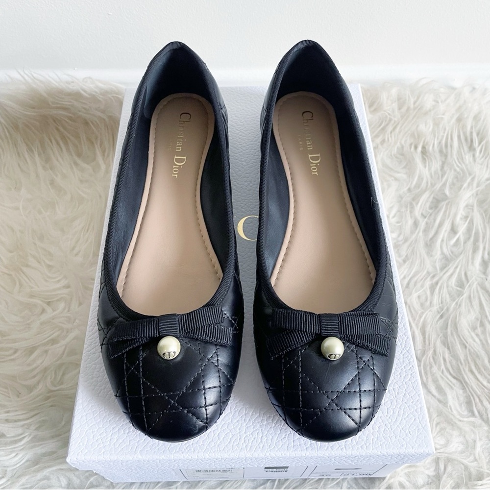 Christian Dior Ballet Flat Black Quilted Cannage Calfskin Pearl Bow size 40